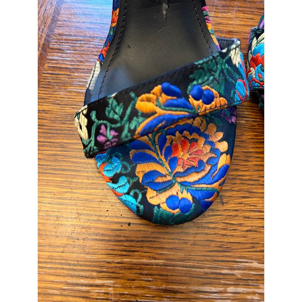 Steve Madden Reno Floral Embroidered Stiletto Heels 8.5 Black Brocade - Picture 16 of 16